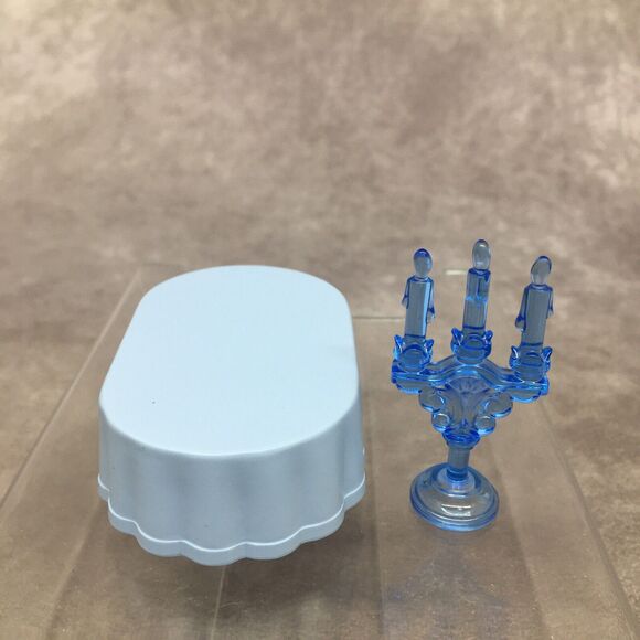 Playmobil Small Banquet Table w/ Candelabra - Picture 2 of 5